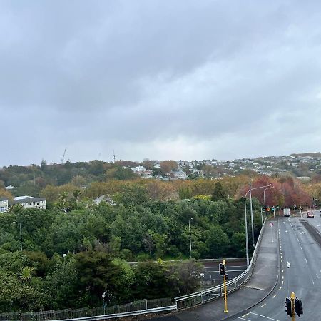 Free Wifi!! Spacious 1-Bedroom Apt, Auckland Cbd Εξωτερικό φωτογραφία